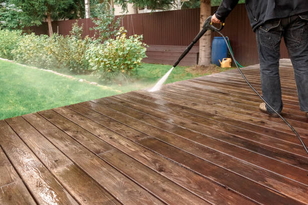 Best Roof Washing  in Commack, NY